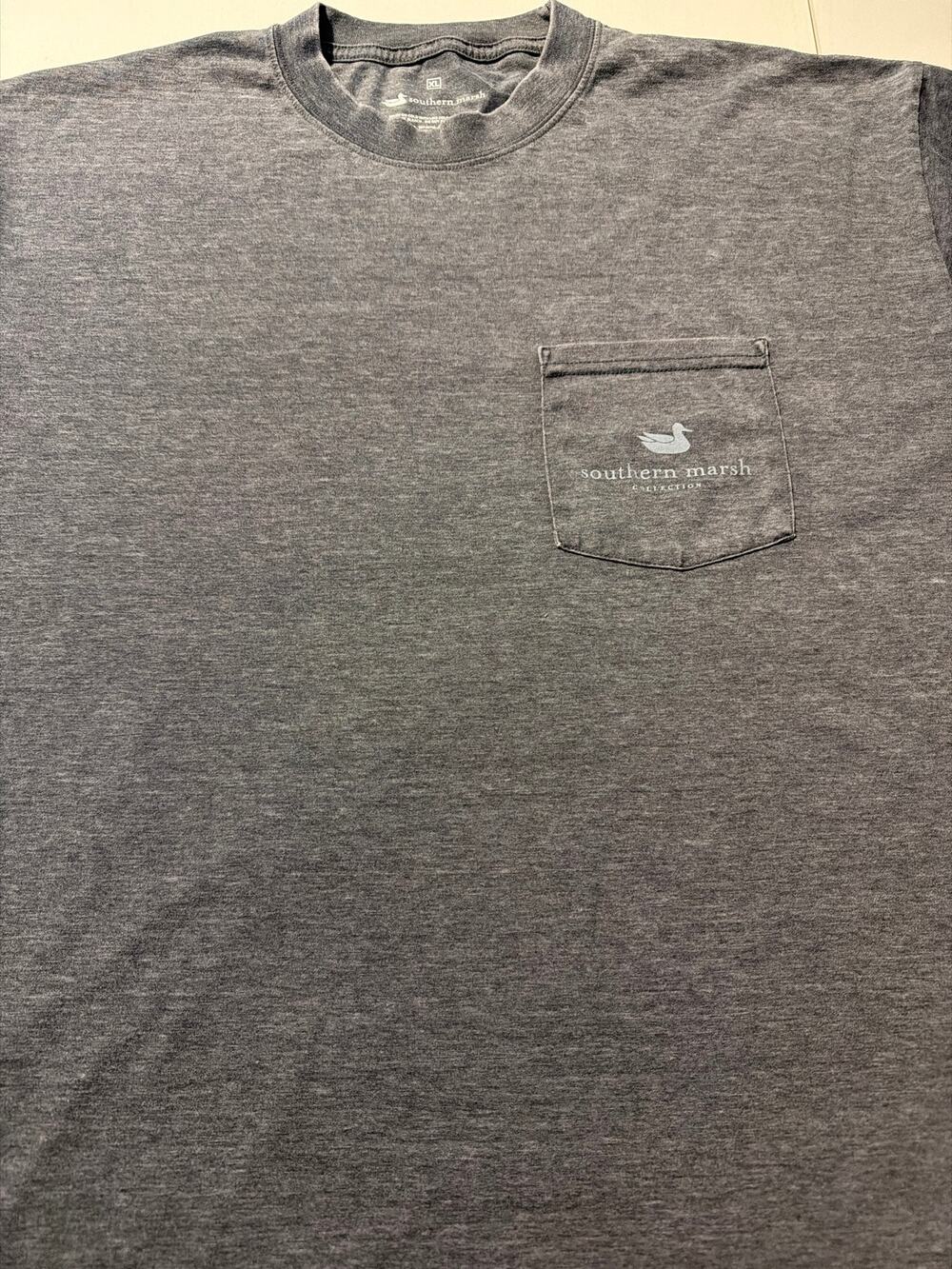 XL Men’s gray Southern Marsh T-shirt